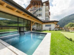 Alpine Auszeit – 4 Tage Erholung und Abenteuer in Moena, Trentino-Südtirol inkl. Halbpension Plus